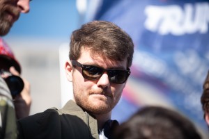 닉 푸엔테스의 충격적인 상승 뒤에 숨겨진 음흉한 전략