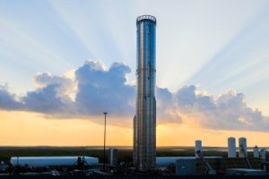 SpaceX의 새로운 Starship Super Heavy 부스터가 텍사스 테스트에서 폭발했습니다